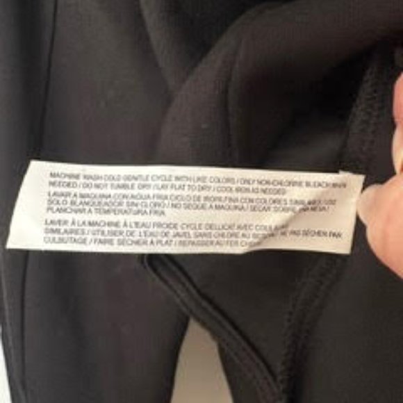 Eloquii Cropped Cross-Back Blazer - Picture 4 of 7